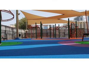 يأتي هذا المشروع ضمن إطار حرص بلدية مدينة أبوظبي على توفير مساحات ترفيهية  للعائلات والأطفال ، وتعزيز التواصل بين أفراد المجتمع ضمن بيئة إيجابية وصحية.