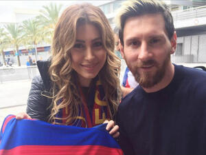 يارا برفقة اللاعب الأرجنتيني ميسي 