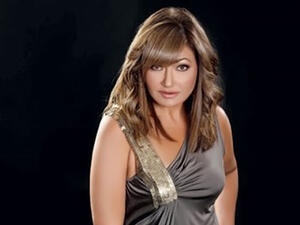 ليلى علوي تنتهي من تصوير (الماء والخضرة والوجه الحسن) 