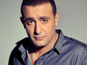 نجاة أحمد السقا من حادث مروع