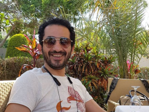 أحمد حلمي