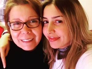 تعرف على رسالة جنات لوالدتها في عيد الأم