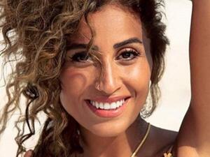 دينا الشربيني امام منى زكي في  فيلم (أهل الكهف)