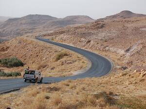 Dead2Red Relay Race (Twitter)