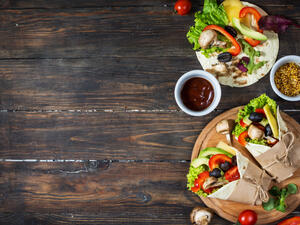 Vegan cuisine (Shutterstock)	