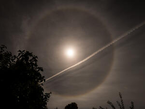 Halo of light around the moon (Shutterstock)