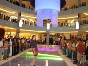 Launch of the catwalk at Dubai Mall.