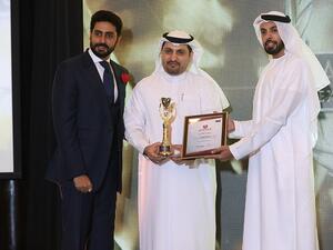 تم منح الجائزة لشركة "الأنصاري للصرافة" تقديراً لمساهماتها الكبيرة في مجال الصرافة وتحويل الأموال، وأدائها المؤسسي الرفيع وجهودها المتواصلة للارتقاء في هذا القطاع الحيوي.