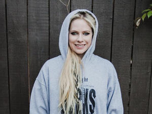 Avril Lavigne spruced up her casual attire with a glamorous tiara (Source: avrillavigne / Instagram )