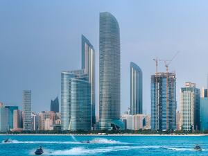 The project — which is expected to take 38 months to complete — is expected to employ over 3,500 people at peak construction. (Shutterstock)