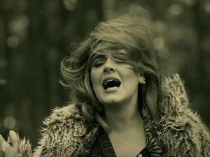 النجمة العالمية أديل