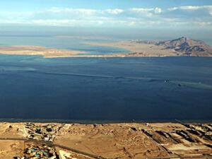 جزيرتا تيران وصتافير