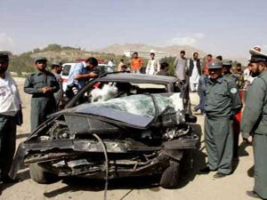 مقتل ما لا يقل عن 52 شخصاً، إثر اصطدام حافلتين بناقلة وقود على طريق كابول-قندهار