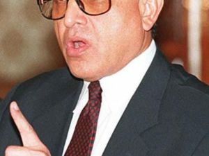 الرئيس الباكستاني الأسبق فاروق ليغاري