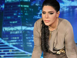 The controversial singer claims that she's never had plastic surgery done before. (File photo)