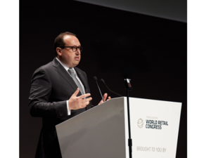 آلان بجاني، الرئيس التنفيذي لـ "ماجد الفطيم القابضة