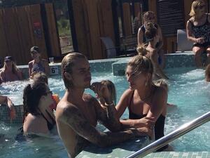 Justin Bieber and Hailey Baldwin (Twitter)