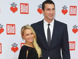 Hayden Panettiere and Wladimir Klitschko (Twitter)