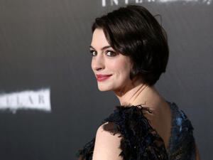 Anne Hathaway is in talks to star in a film adaptation of "The Last Thing He Wanted." (Source: JStone - Shutterstock)