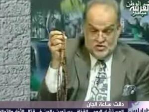 القذافي يلجأ للجن!.
