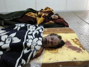 صورة لجثة القذافي وابنه المعتصم.