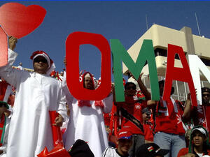 وأخيراً العُمانيون يفاجئون المغردون العرب وينشؤون أول هاشتاغ عُماني 