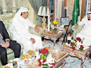 عيدية قطر والسعودية للحريري "اربع مليارات دولار"تثير غضباً واسعاً 