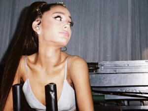 Ariana admitted she had made a mistake with the tattoo (Source: Arianagramde / Instagram ) 