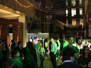 احتفالاً بعام زايد، شملت أمسية "ليالي الفن" معرضاً من تنظيم صالة عرض ذا إمبتي كوارتر.