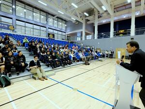 American astrophysicist meets over 100 students and staff from GEMS Dubai American Academy.
