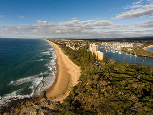 Sunrise on Point Cartwright, Sunshine Coast, Queensland, Australia. (Shutterstock)
