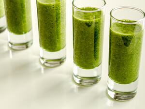 عصير الأفوكادو والزنجبيل