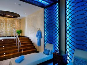 يدعوكم فندق باب القصر للاسترخاء في "أيانا سبا"، والاستمتاع بـ 30 دقيقة مجانية تضاف إلى أي جلسة علاجية مدتها 60 دقيقة.