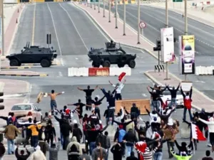 الامن البحريني يشن هجوما واسعا على المتظاهرين
