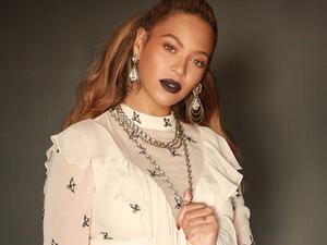 Beyonce won for best female R&B/pop artist (Source: Beyonce / Instagram) 