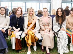 نجمات هوليوود في الصفوف الأمامية خلال عرض Tory Burch