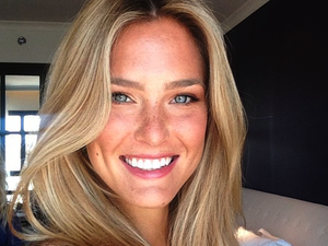 Bar Refaeli claims identity theft as explanation for accused international money transfers. (File photo)