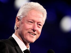 وجة ريتش السابقة دنيز قد قدمت دعما ماليا للديمقراطيين في الانتخابات الرئاسية