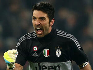 The Italian goalkeeper in action (AFP/File)