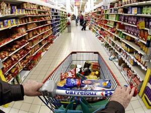 While consumers strive to lead healthier lives, food manufacturers and retailers are important partners in supporting consumers in looking after their well-being. (File photo)