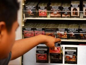 The use of shocking images on cigarette packaging has been introduced in Australia. (Globedia)