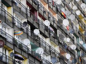 Under Algerian law, foreign channels must broadcast their content from abroad but dozens of satellite television channels have been broadcasting news and social programs from Algeria. (Twitter)



(Twitter)