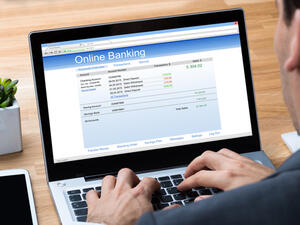 The global banking industry currently spends $500 billion on technology. (Shutterstock)