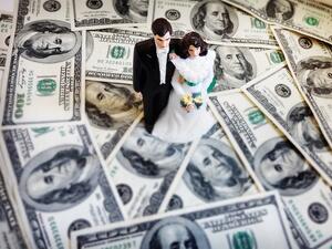 A joint account for household expenses may be the transparency needed for discussions about spending. (Shutterstock)