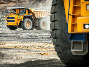 The current contribution of mining in Saudi Arabia's GDP is 2.5 percent. (Shutterstock)