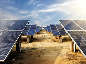 The ministry stated that it is concerned with saving energy used by the industrial sector and making it more environmentally friendly to reduce CO2 emissions, adding that Egypt is ranked 11th worldwide in terms of rapidly increasing emission rates. (File photo) 