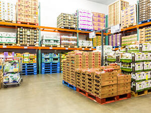 Everything may seem to be a lot cheaper when bought in bigger quantities. (Shutterstock/mandritoiu)