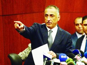 Tarek Amer, governor of the Central Bank of Egypt, speaks during a recent press conference in Cairo. (AFP/File)