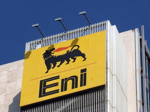 Egypt owes $3.5B  to foreign oil companies but a foreign currency shortage has made the drawing down of those debts more difficult. (File photo)

