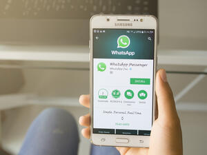 A new live-streaming location function can let group members in a chat know each other's locations in real time. (Shutterstock)
